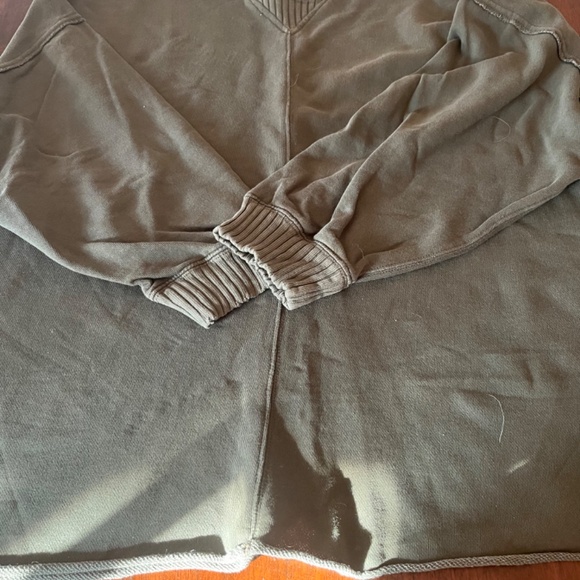 Aerie sweat shirt size L - Picture 2 of 3